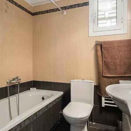 Nest Apartment *